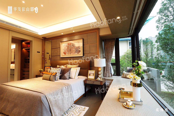 華發(fā)依山郡樣板間