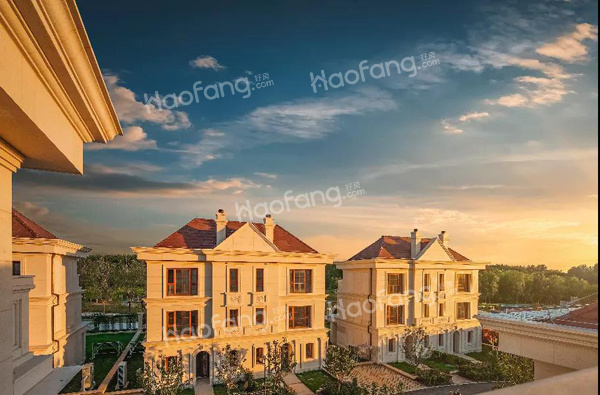 兴龙·洲顿庄园