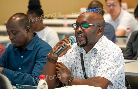 香港廉政公署大型基建反腐治理专业课程培训班及随团人员考察深中通道项目